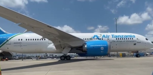 Read more about the article Ndege mpya ya Boeing iliyokwama jana kutua Zanzibar leo