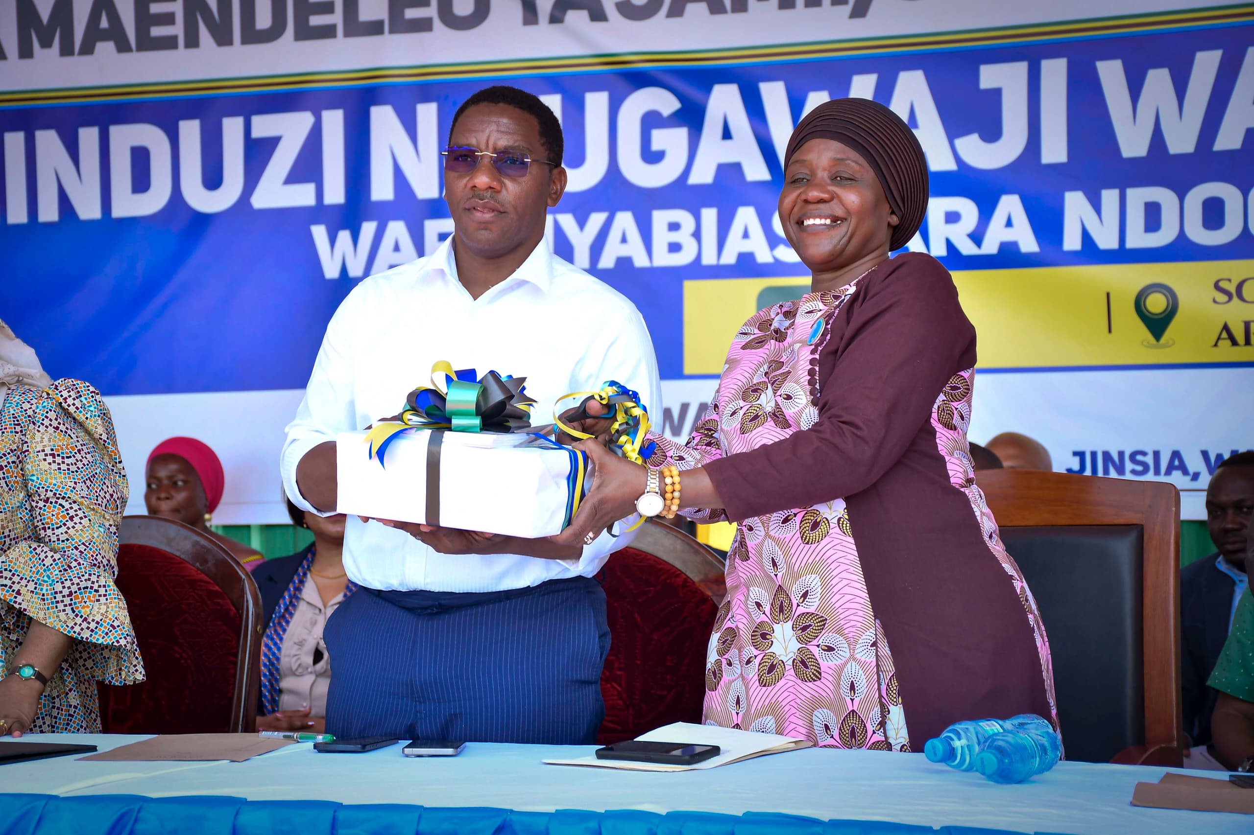 You are currently viewing Serikali yaanza kutoa vitambulisho vya kisasa kwa wamachinga