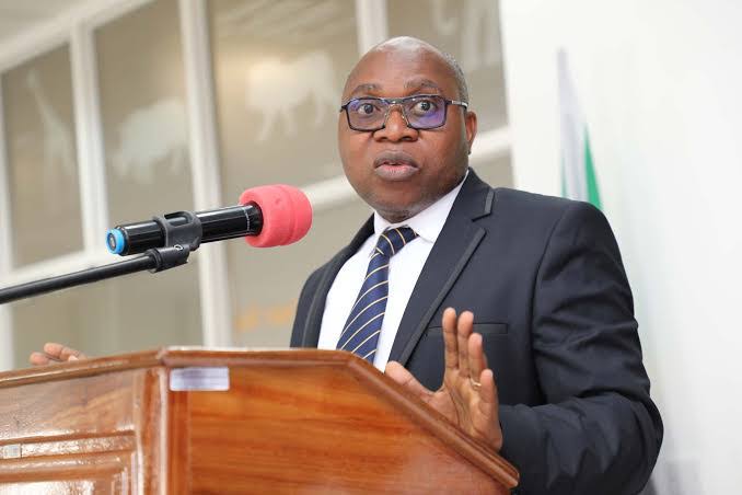 Read more about the article Dkt. Ndumbaro azitaka Bodi za Wadhamini zising’ang’anie madaraka