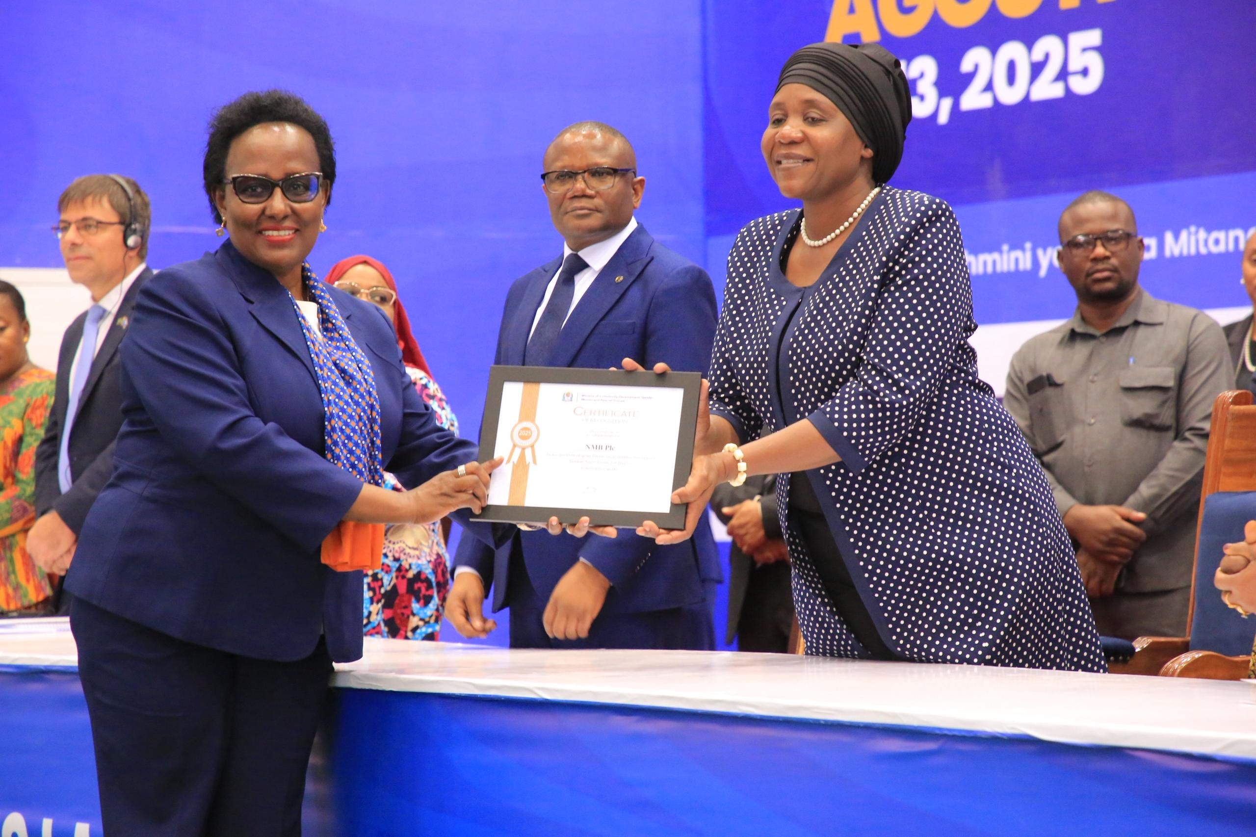 You are currently viewing NMB yanoa NGOs kuhusu masuluhisho ya kifedha kusaidia utekelezaji miradi ya kijamii