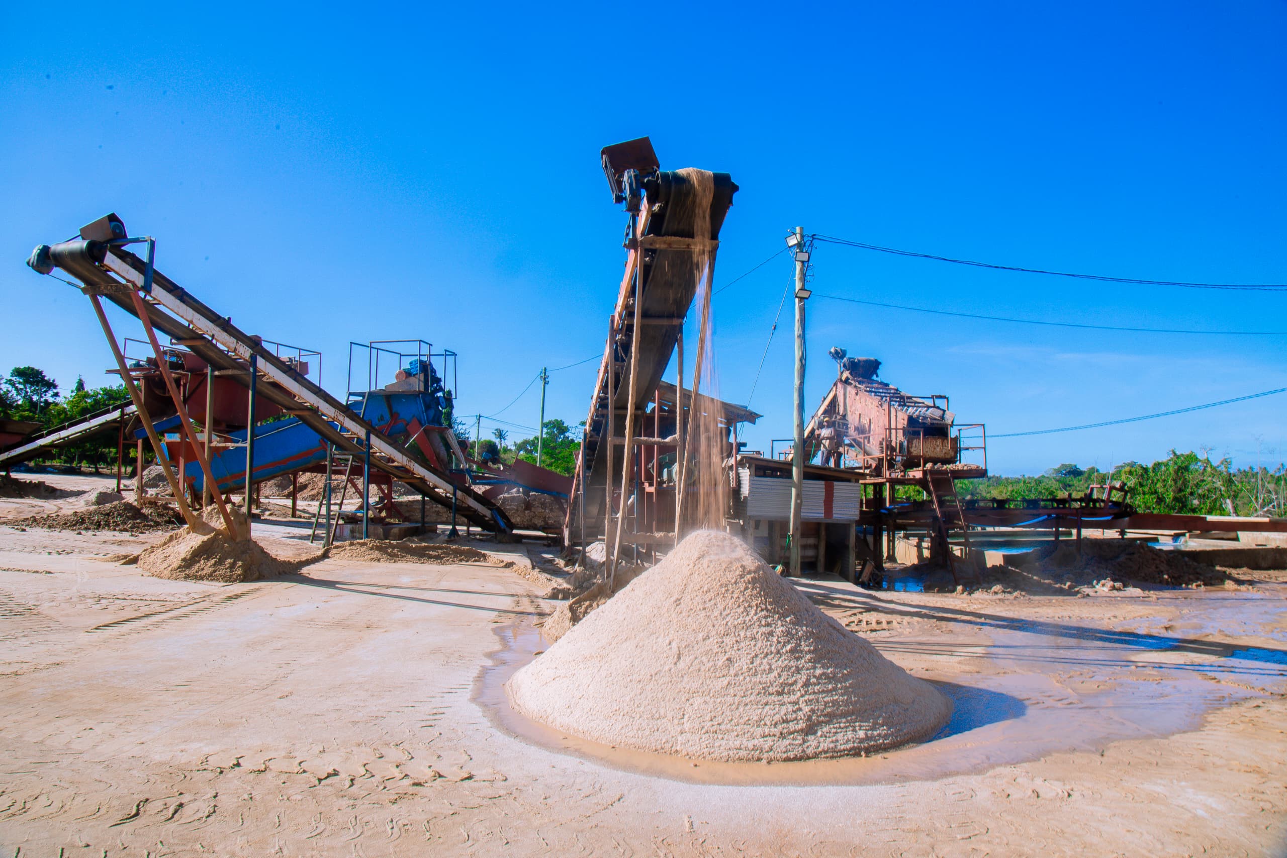 Read more about the article Haya hapa maajabu ya mchanga unaooshwa Tanga