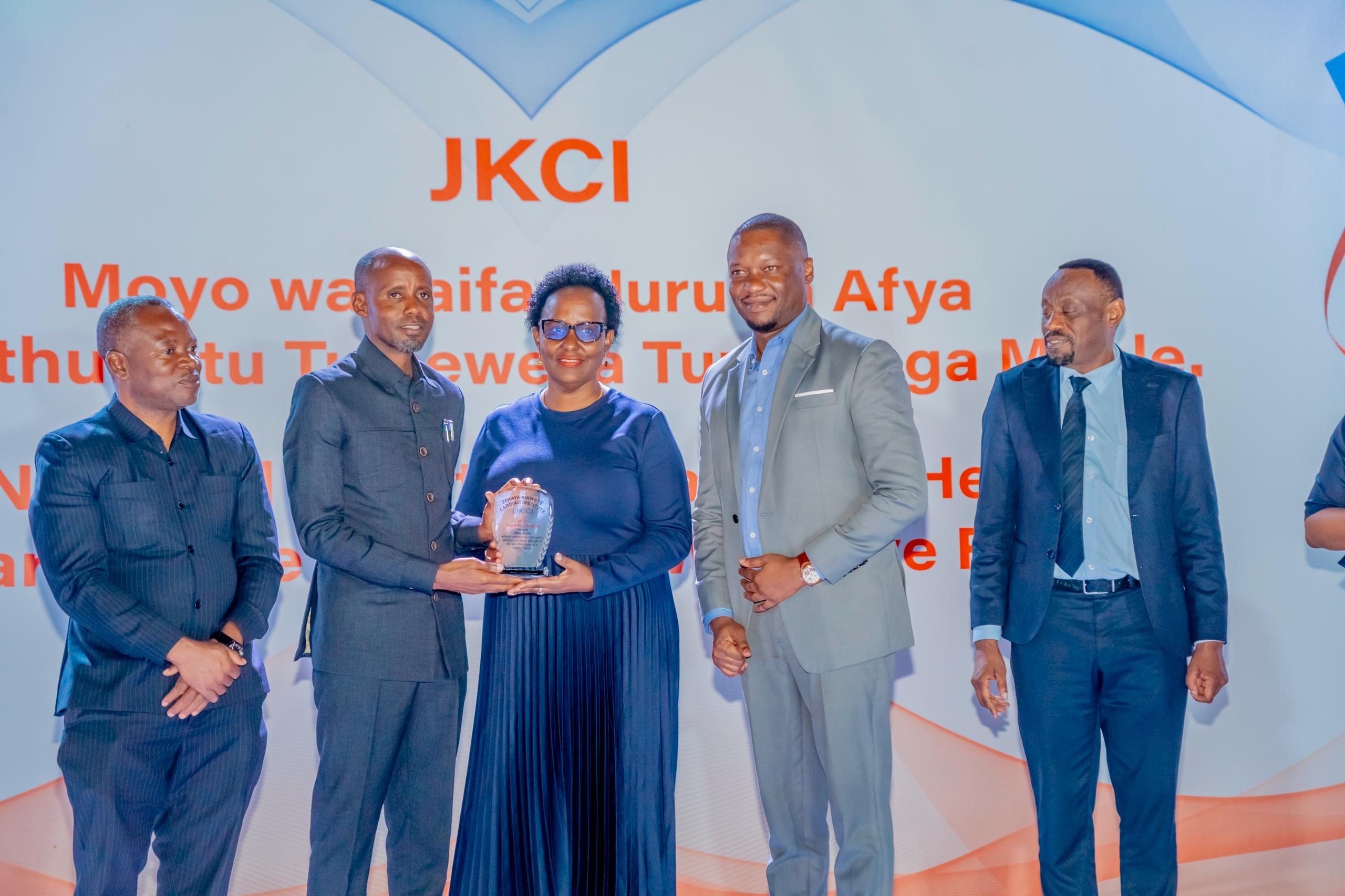 You are currently viewing NMB yatambuliwa katika maadhimisho ya miaka 10 ya JKCI