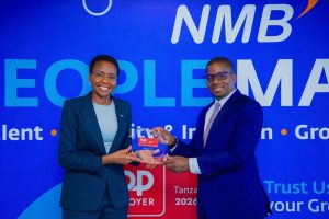 Read more about the article NMB yatunukiwa cheti cha mwajiri bora Tanzania kwa mara nyingine tena