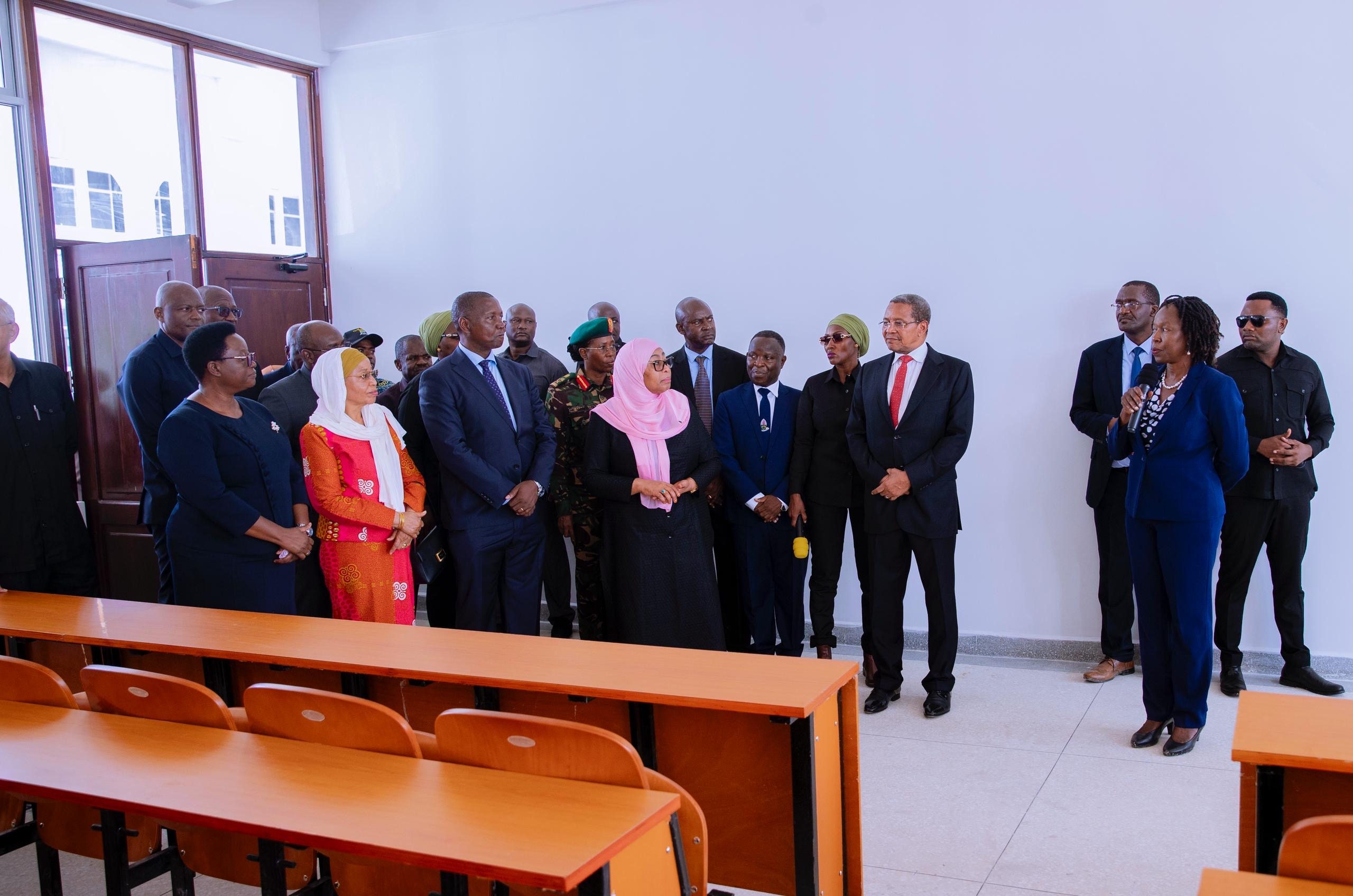 Read more about the article Dkt Samia: Wavuvi wanufaike ujenzi taasisi ya sayansi ya bahari