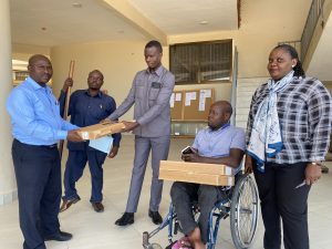 Read more about the article Magu yagawa vifaa saidizi kwa walimu wenye mahitaji maalumu