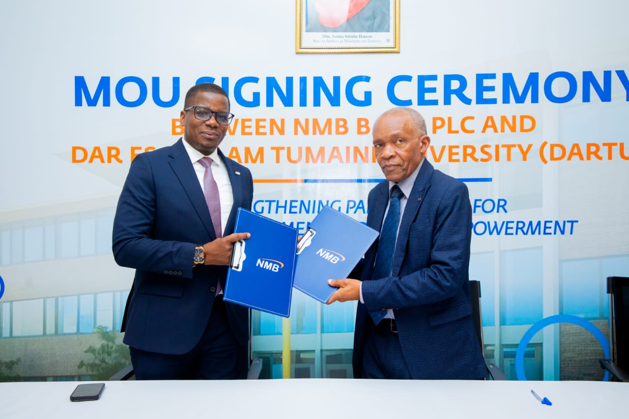 You are currently viewing NMB, DarTU kushirikiana kuwaandaa vijana kukabiliana na ushindani wa soko la ajira