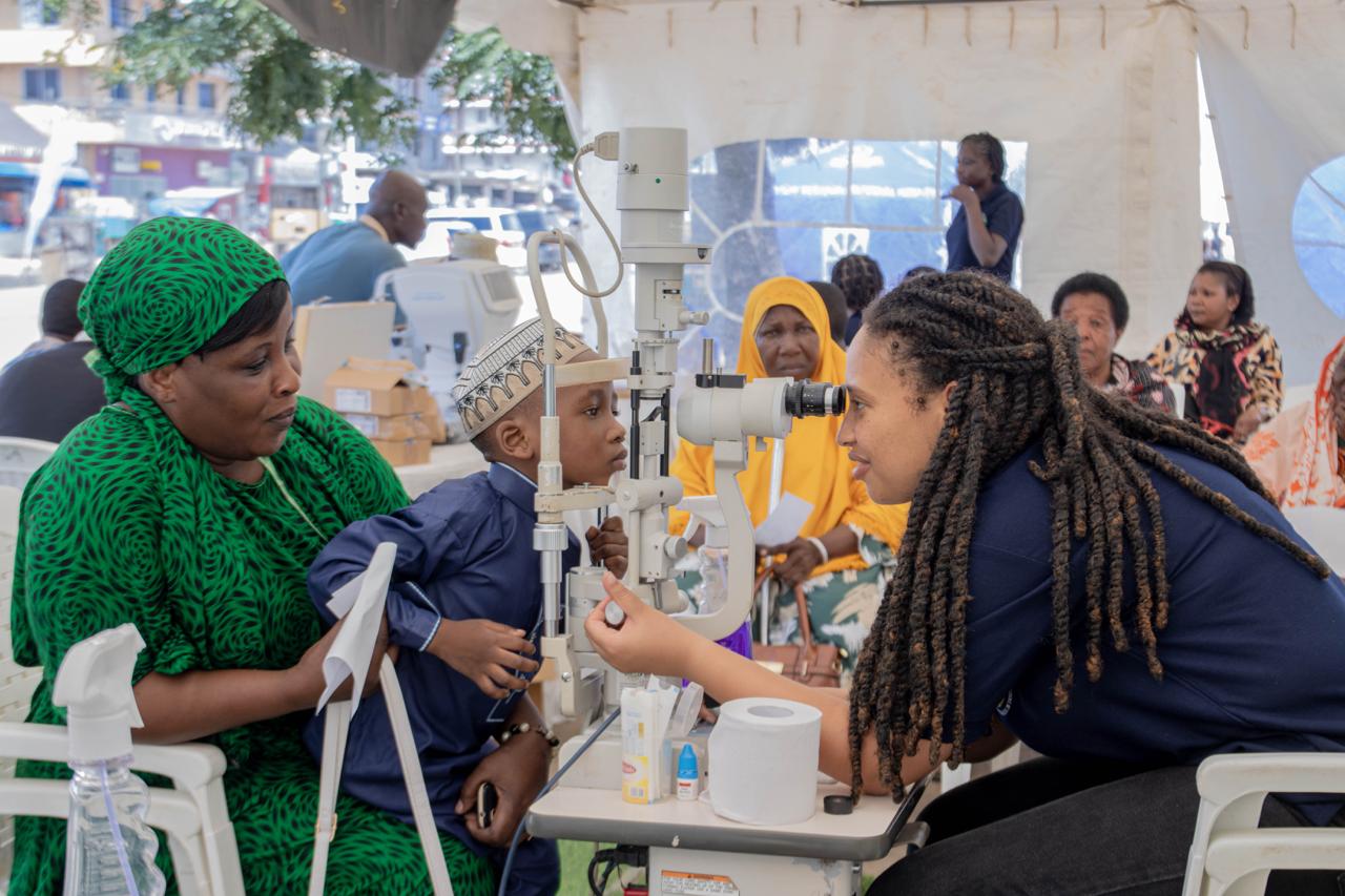 You are currently viewing ‘Camp’ ya macho CCBRT Mbagala yavuta mamia ya wakazi wenye matatizo