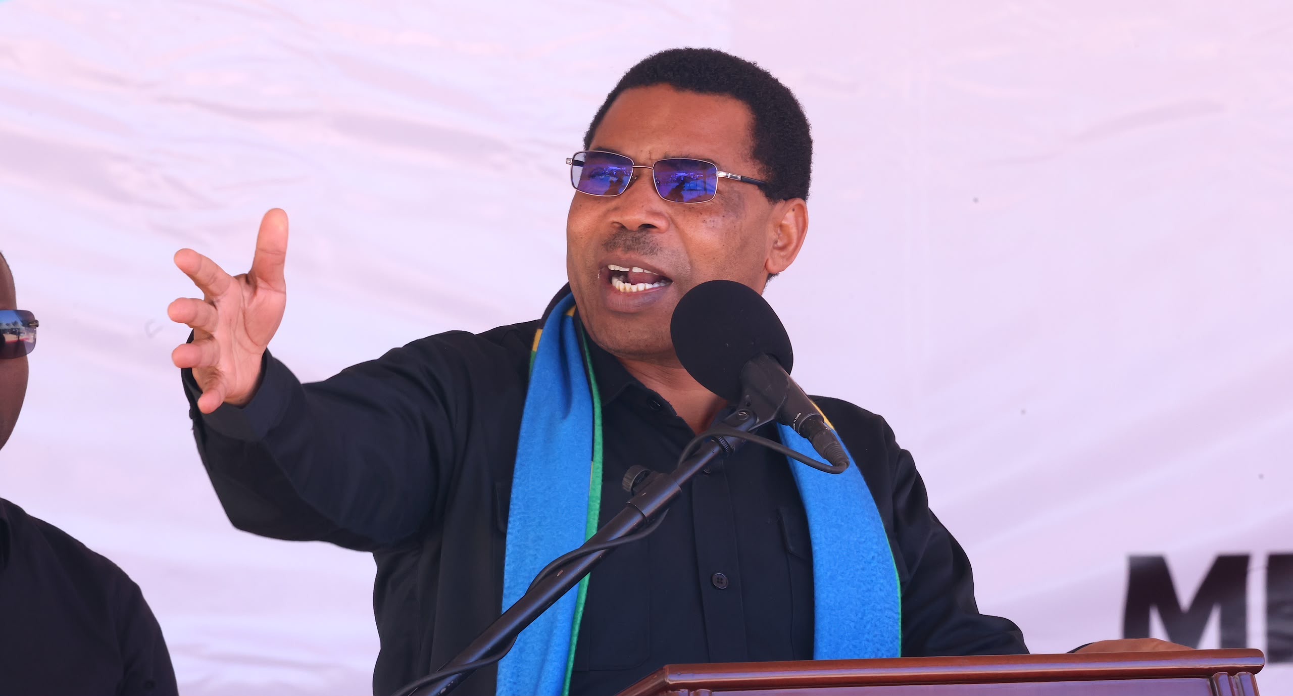 You are currently viewing Serikali yawashikilia wanaoratibu vurugu nchini