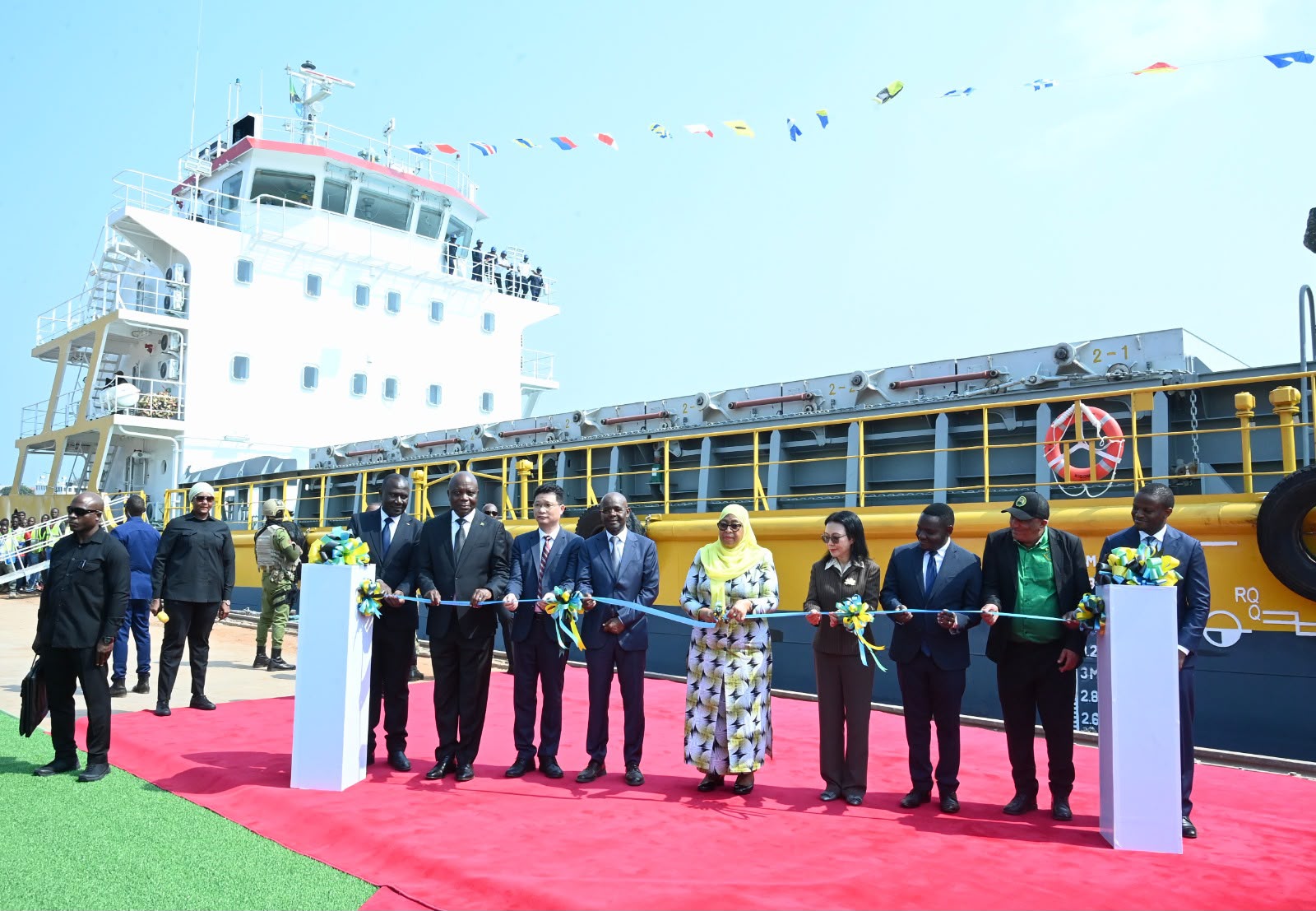 Read more about the article Rais Samia azindua meli nne za mizigo kuimarisha biashara Ziwa Tanganyika