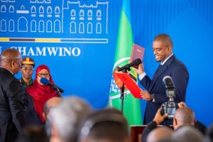 Read more about the article Rasmi Ndejembi aapishwa kuwa Makamu wa Rais